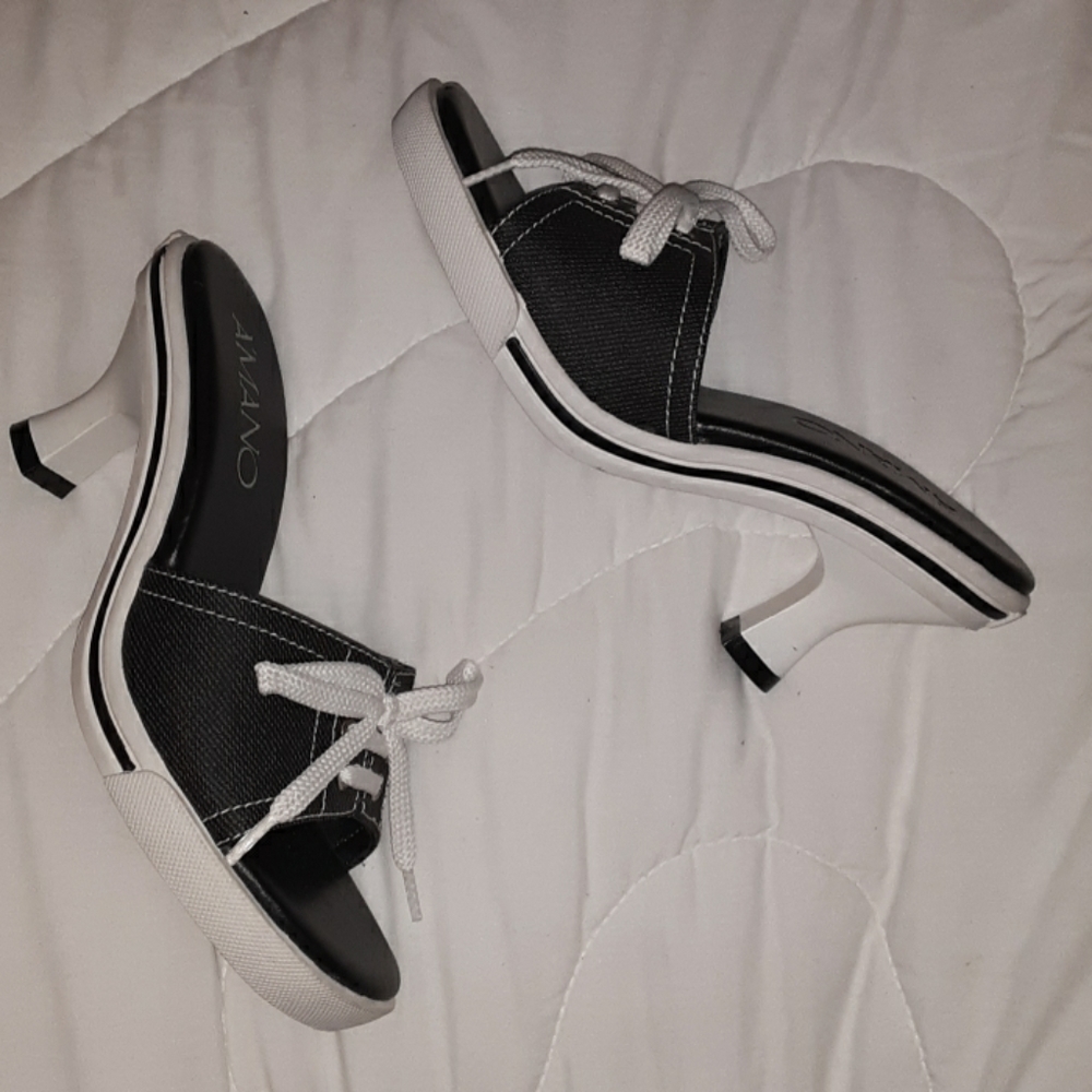 A'mano Lace Up Heeled Slip On Mules